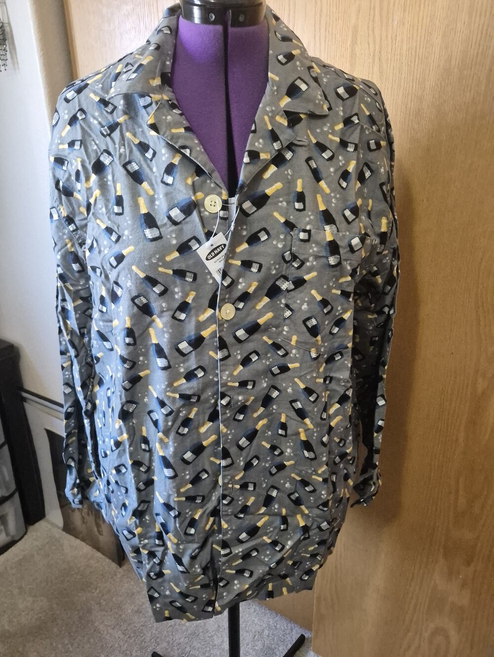 Millennium Vintage Champagne bubbles long sleeve PJ button down NWT